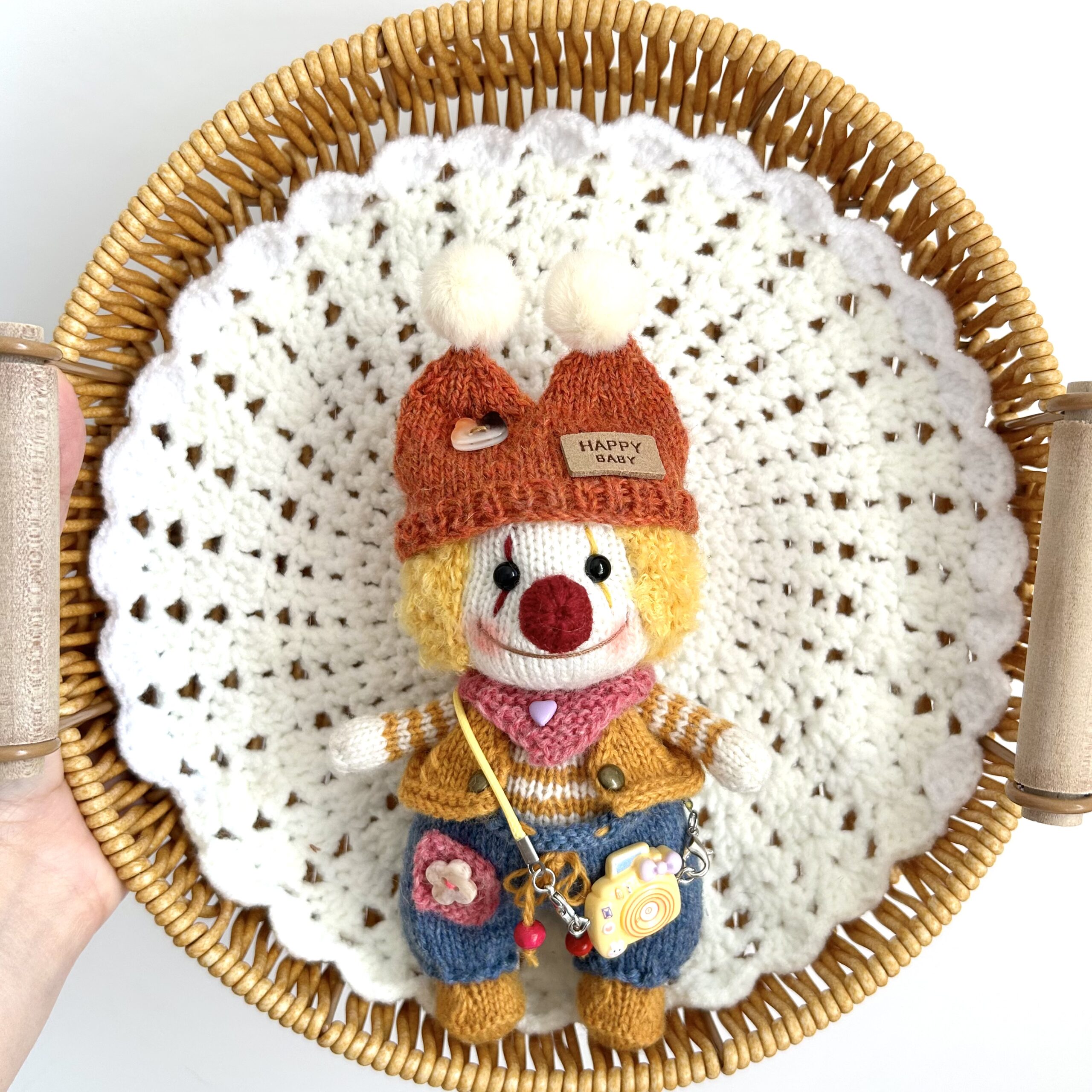 Knitted Mr. Clown Plushie Toy – Handmade Amigurumi Arttoy Gift & Collectors - Image 3