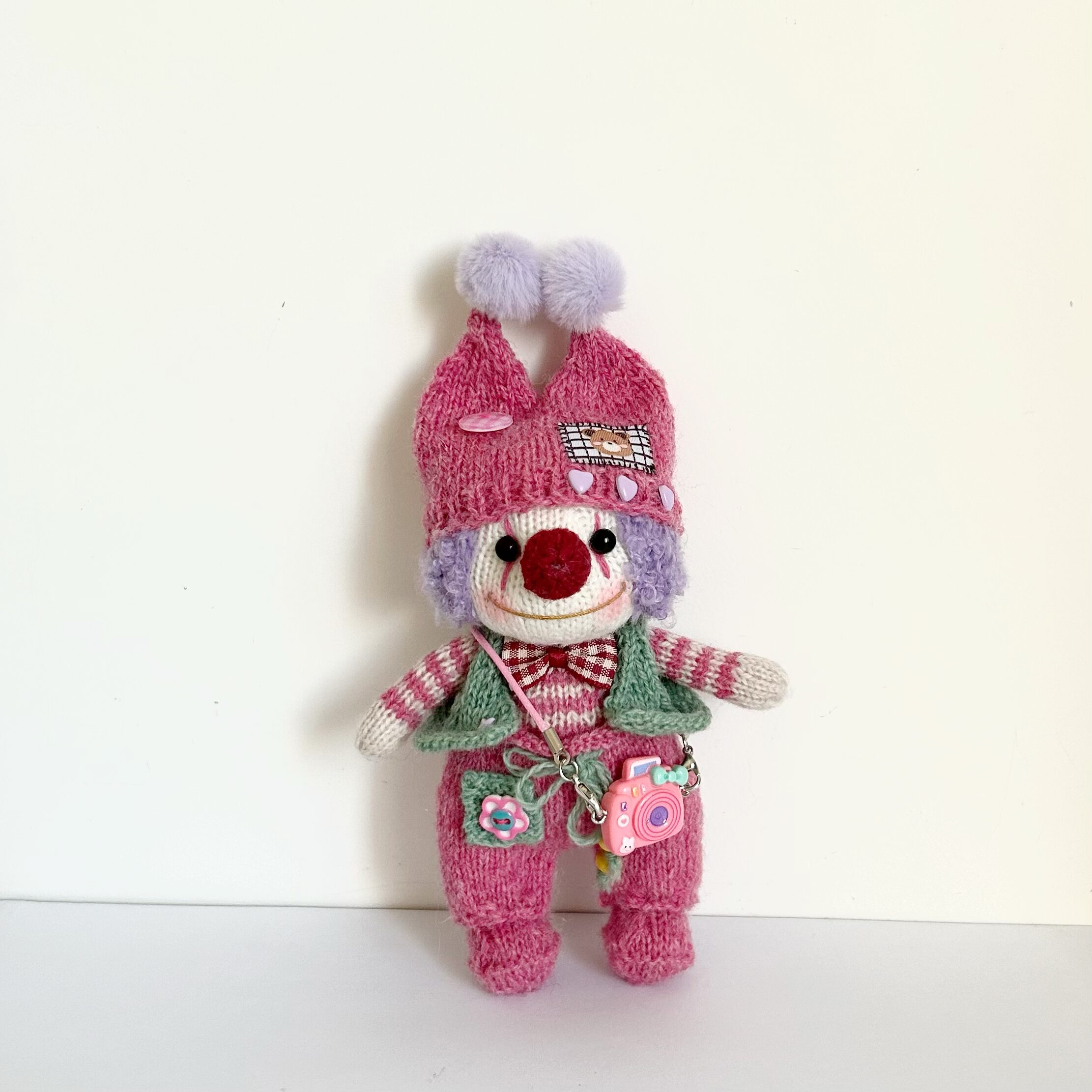 Mr. Clown Amigurumi Doll – Handmade Healing Plush Gift